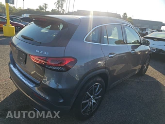 2023 Mercedes-Benz AMG GLA 35 4MATIC – miniatura 4