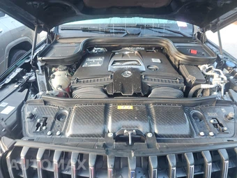 2023 Mercedes-Benz AMG GLS 63 4MATIC - miniatura 16