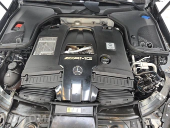 2023 Mercedes-Benz AMG GT 63 4MATIC – miniatura 15