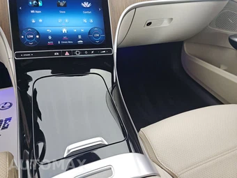 2023 Mercedes-Benz C 300 4MATIC Sedan - miniatura 11