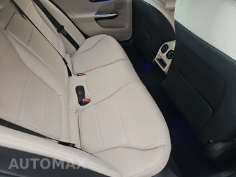 2023 Mercedes-Benz C 300 4MATIC Sedan - miniatura 14