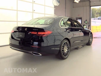 2023 Mercedes-Benz C 300 4MATIC Sedan - miniatura 4