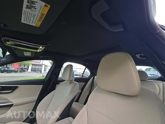 2023 Mercedes-Benz C 300 4MATIC Sedan - miniatura 11