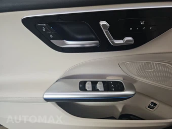 2023 Mercedes-Benz C 300 4MATIC Sedan - miniatura 19