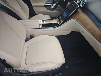 2023 Mercedes-Benz C 300 4MATIC Sedan - miniatura 8