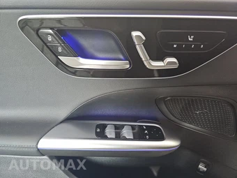 2023 Mercedes-Benz C 300 4MATIC Sedan - miniatura 18