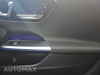 2023 Mercedes-Benz C 300 4MATIC Sedan - miniatura 9