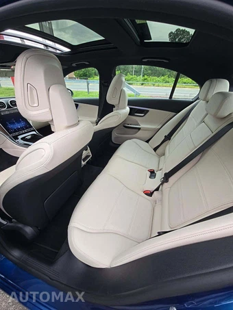 2023 Mercedes-Benz C 300 4MATIC Sedan - miniatura 13