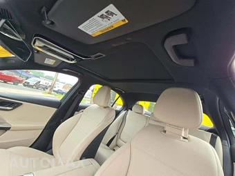 2023 Mercedes-Benz C 300 4MATIC Sedan - miniatura 11