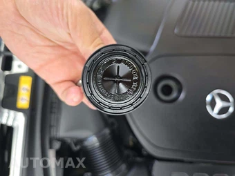 2023 Mercedes-Benz C 300 4MATIC Sedan - miniatura 24