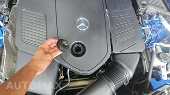 2023 Mercedes-Benz C 300 4MATIC Sedan - miniatura 17