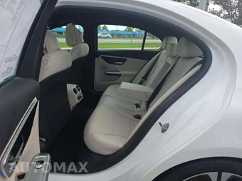 2023 Mercedes-Benz C 300 Sedan - miniatura 13