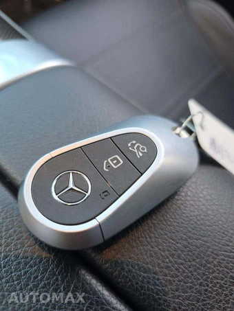 2023 Mercedes-Benz C 300 Sedan - miniatura 5