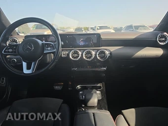 2023 Mercedes-Benz CLA 250 4MATIC - miniatura 17