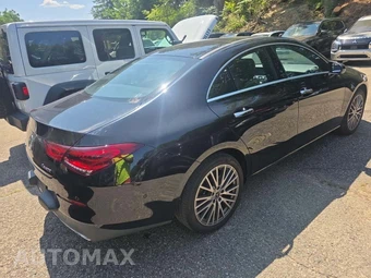 2023 Mercedes-Benz CLA 250 4MATIC - miniatura 3