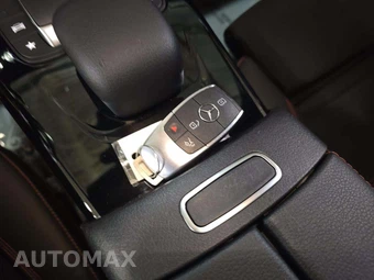 2023 Mercedes-Benz CLA 250 4MATIC - miniatura 8