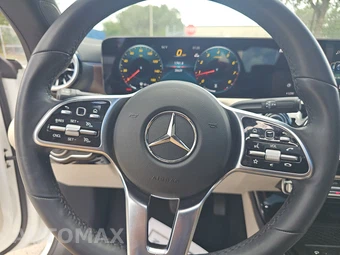 2023 Mercedes-Benz CLA 250 4MATIC – miniatura 10