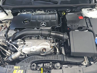 2023 Mercedes-Benz CLA 250 4MATIC – miniatura 15