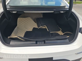 2023 Mercedes-Benz CLA 250 4MATIC – miniatura 16