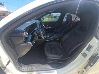 2023 Mercedes-Benz CLA 250 4MATIC - miniatura 3