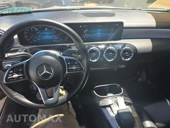 2023 Mercedes-Benz CLA 250 - miniatura 10