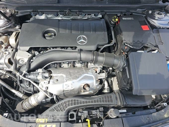 2023 Mercedes-Benz CLA 250 - miniatura 15