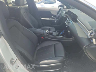 2023 Mercedes-Benz CLA 250 - miniatura 15
