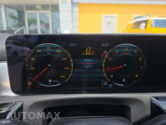 2023 Mercedes-Benz CLA 250 - miniatura 6