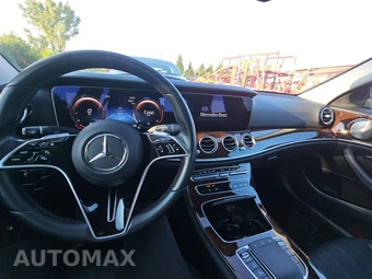2023 Mercedes-Benz E 350 4MATIC Sedan - miniatura 11