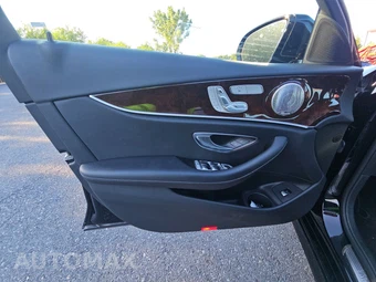 2023 Mercedes-Benz E 350 4MATIC Sedan - miniatura 9