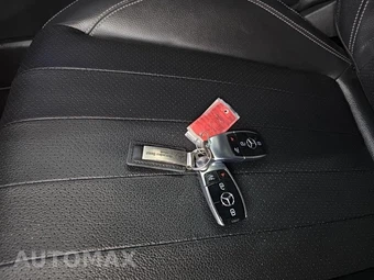 2023 Mercedes-Benz E 350 4MATIC Sedan - miniatura 22