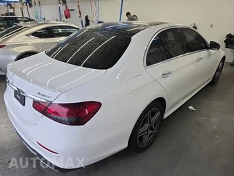 2023 Mercedes-Benz E 350 4MATIC Sedan - miniatura 4