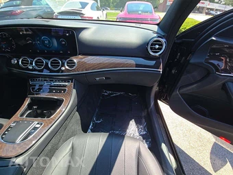 2023 Mercedes-Benz E 350 4MATIC Sedan - miniatura 19