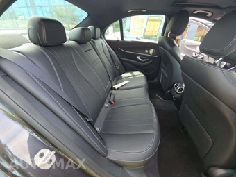 2023 Mercedes-Benz E 350 4MATIC Sedan - miniatura 16