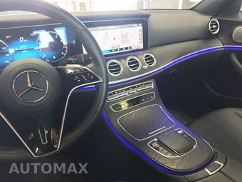 2023 Mercedes-Benz E 350 4MATIC Sedan - miniatura 11