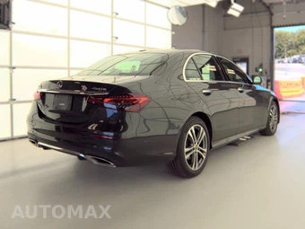 2023 Mercedes-Benz E 350 4MATIC Sedan – miniatura 4