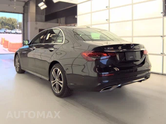 2023 Mercedes-Benz E 350 4MATIC Sedan – miniatura 6