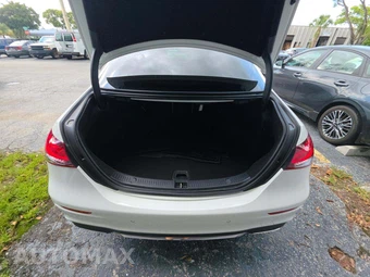 2023 Mercedes-Benz E 350 Sedan - miniatura 14