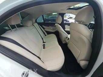 2023 Mercedes-Benz E 350 Sedan - miniatura 16