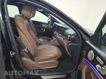 2023 Mercedes-Benz E 350 Sedan – miniatura 8
