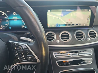 2023 Mercedes-Benz E 350 Sedan - miniatura 11