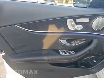 2023 Mercedes-Benz E 350 Sedan - miniatura 9