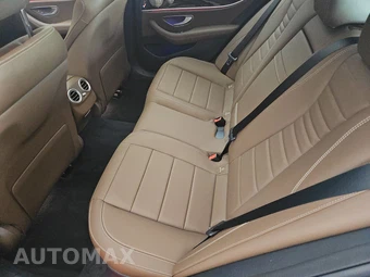 2023 Mercedes-Benz E 450 4MATIC Sedan - miniatura 13