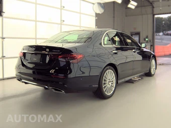 2023 Mercedes-Benz E 450 4MATIC Sedan - miniatura 4