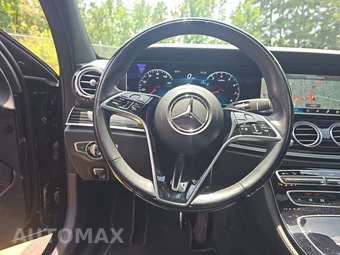 2023 Mercedes-Benz E 450 4MATIC Sedan – miniatura 10