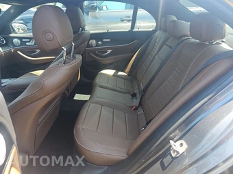 2023 Mercedes-Benz E 450 4MATIC Sedan - miniatura 13