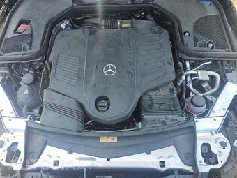 2023 Mercedes-Benz E 450 4MATIC Sedan - miniatura 15