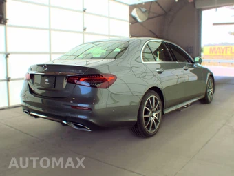 2023 Mercedes-Benz E 450 4MATIC Sedan - miniatura 4