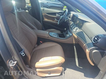 2023 Mercedes-Benz E 450 4MATIC Sedan - miniatura 8