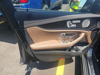 2023 Mercedes-Benz E 450 4MATIC Sedan - miniatura 9